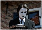 Living Statues Borne