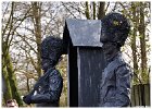 Living Statues Borne
