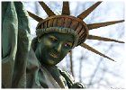 Living Statues Borne